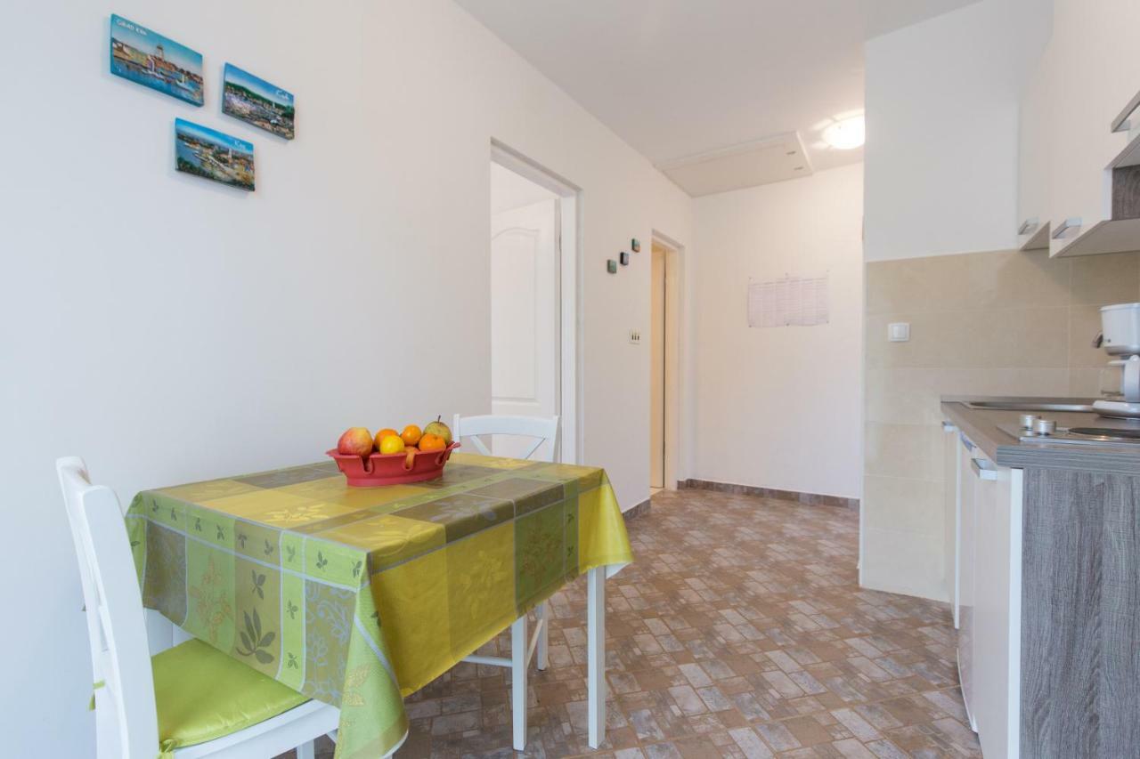 Karen Apartment *