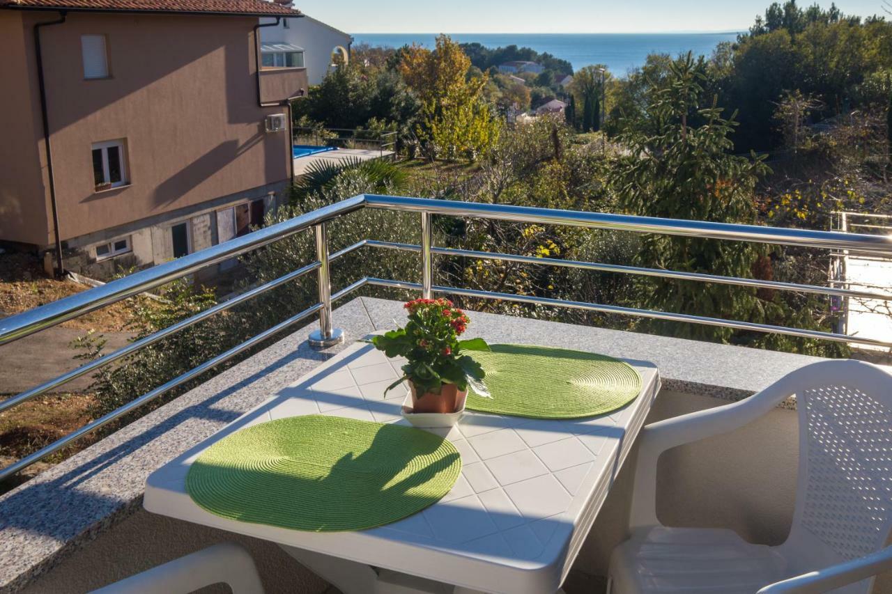 Apartment Karen Krk Town